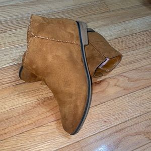 Cat and Jack Brown Boots